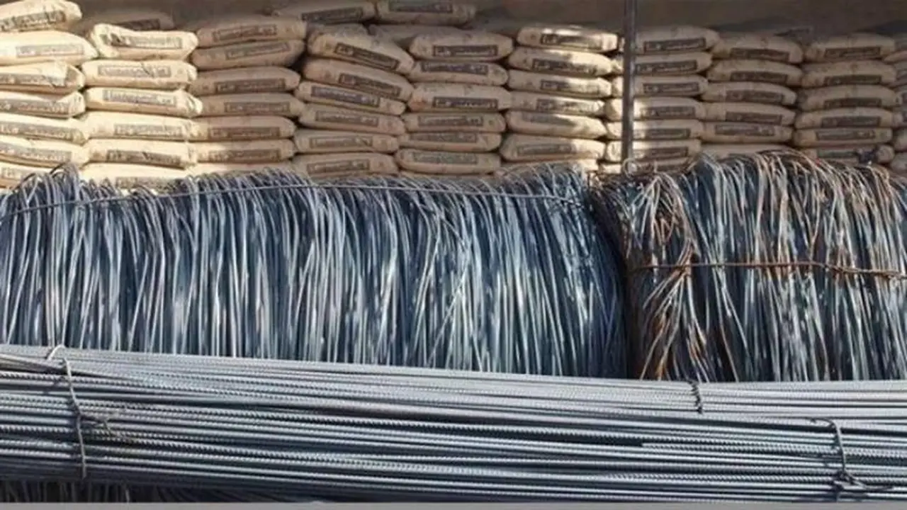 تغيرات جديدة في أسعار الحديد وشيكارة أسمنت الممتاز بالأسواق المصرية الأحد